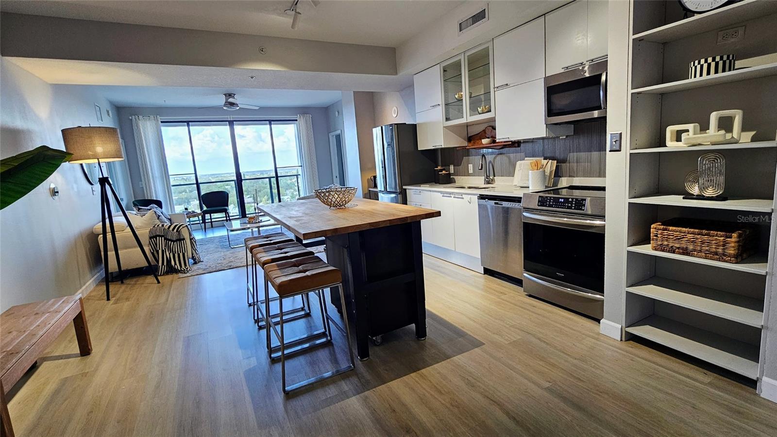 226 5TH AVE N #1101, ST PETERSBURG, FL, 33701