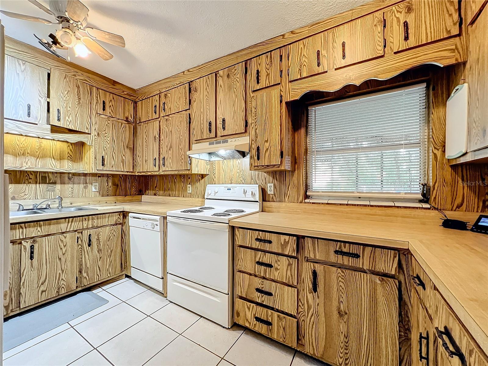 104 WILKINS CIR, SANFORD, FL, 32771