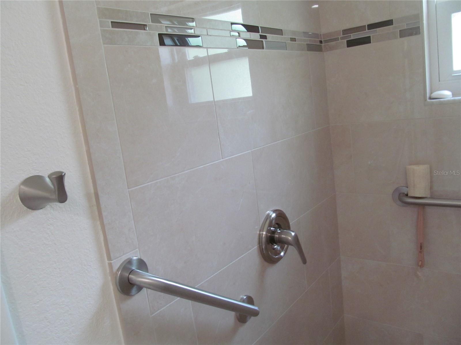 214 FIELD AVE E #1, VENICE, FL, 34285