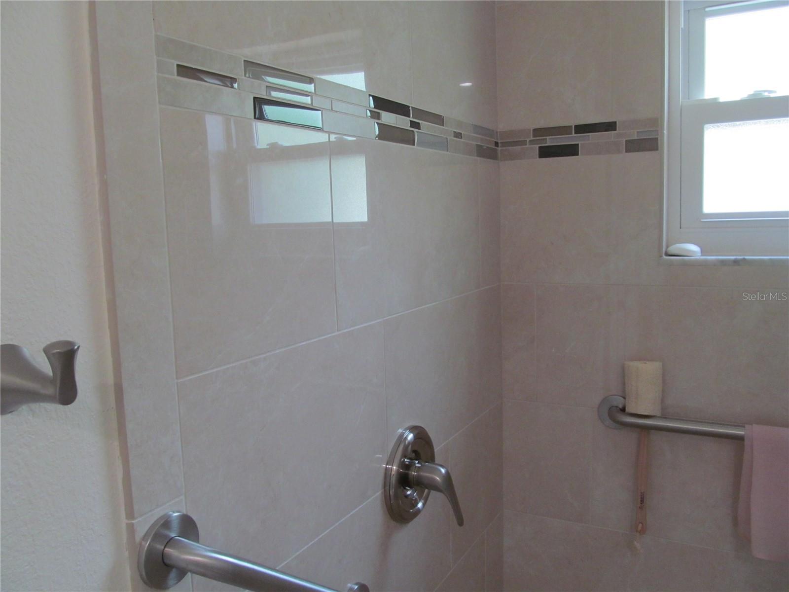 214 FIELD AVE E #1, VENICE, FL, 34285