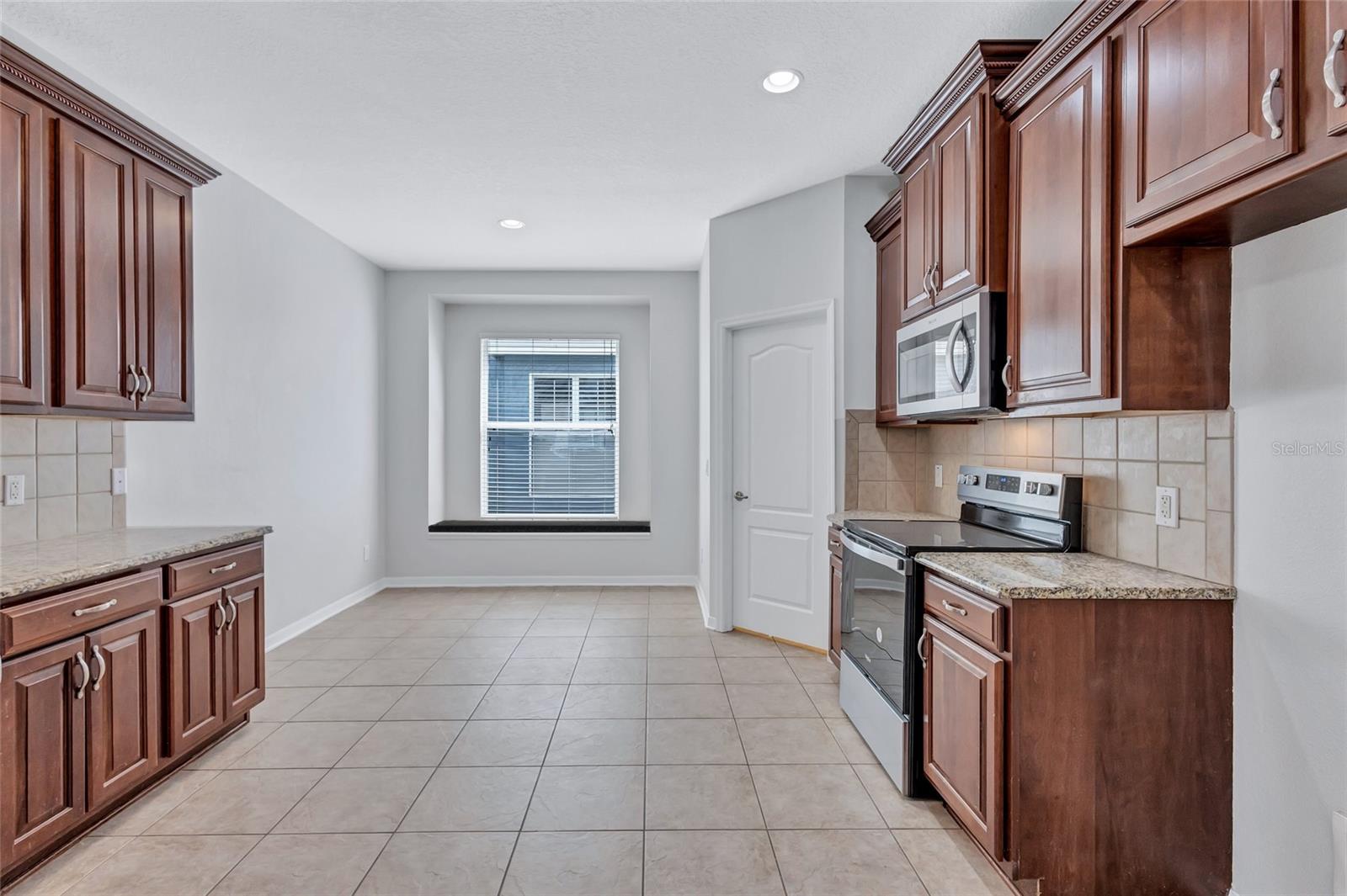 7806 GRASMERE DR, LAND O LAKES, FL, 34637