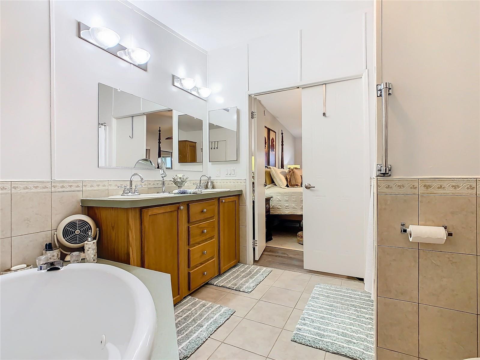 348 EDGEWOOD BLVD, LAKE WALES, FL, 33898