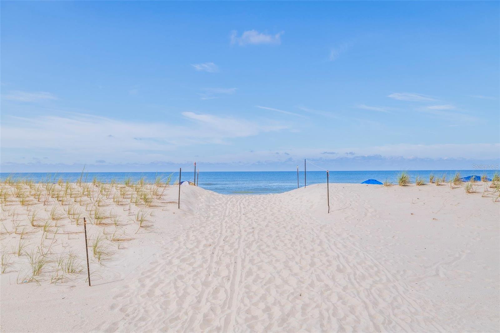 18610 GULF BLVD #402, INDIAN SHORES, FL, 33785