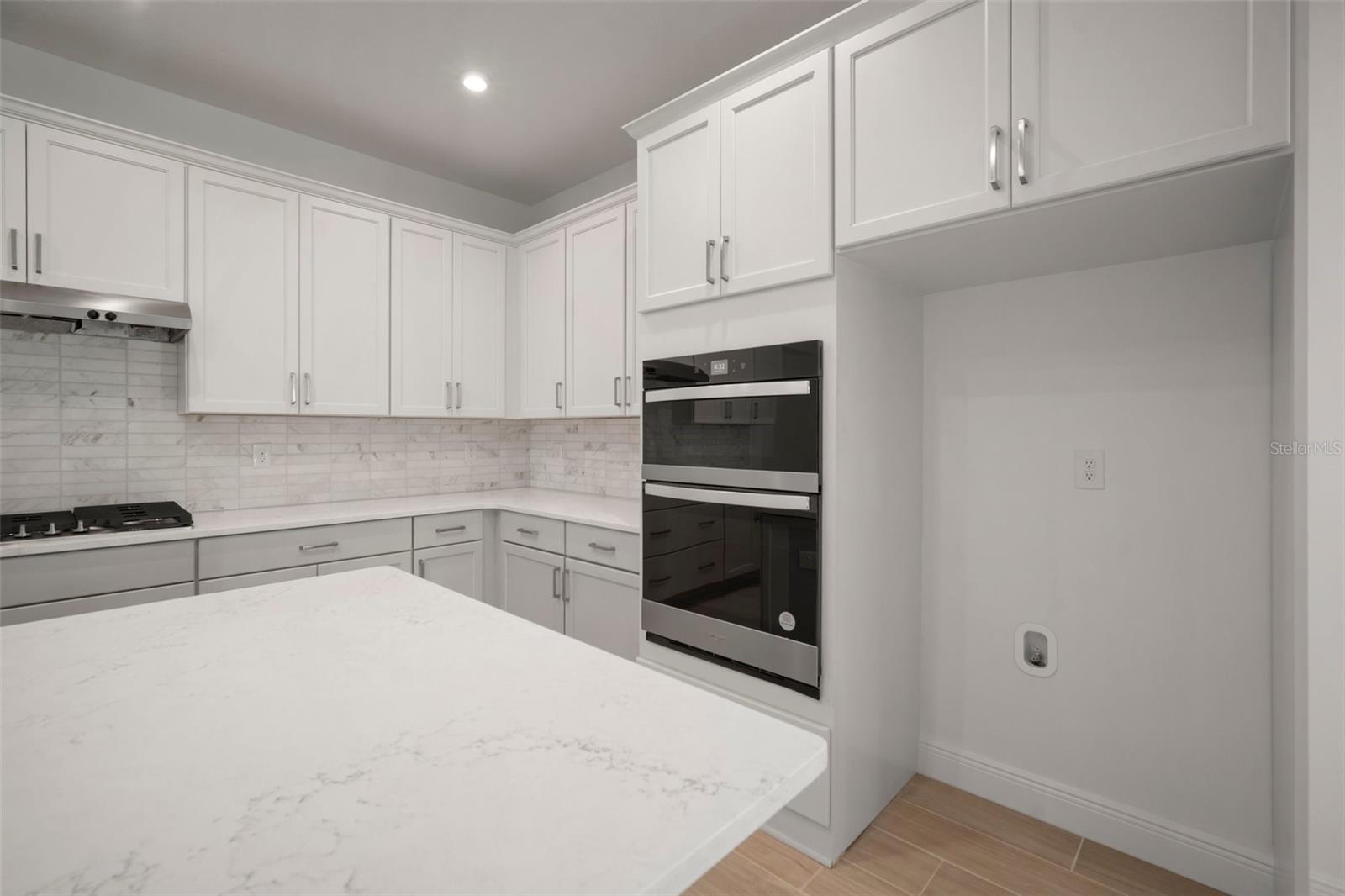 6216 BROAD FIELD AVE, APOLLO BEACH, FL, 33572