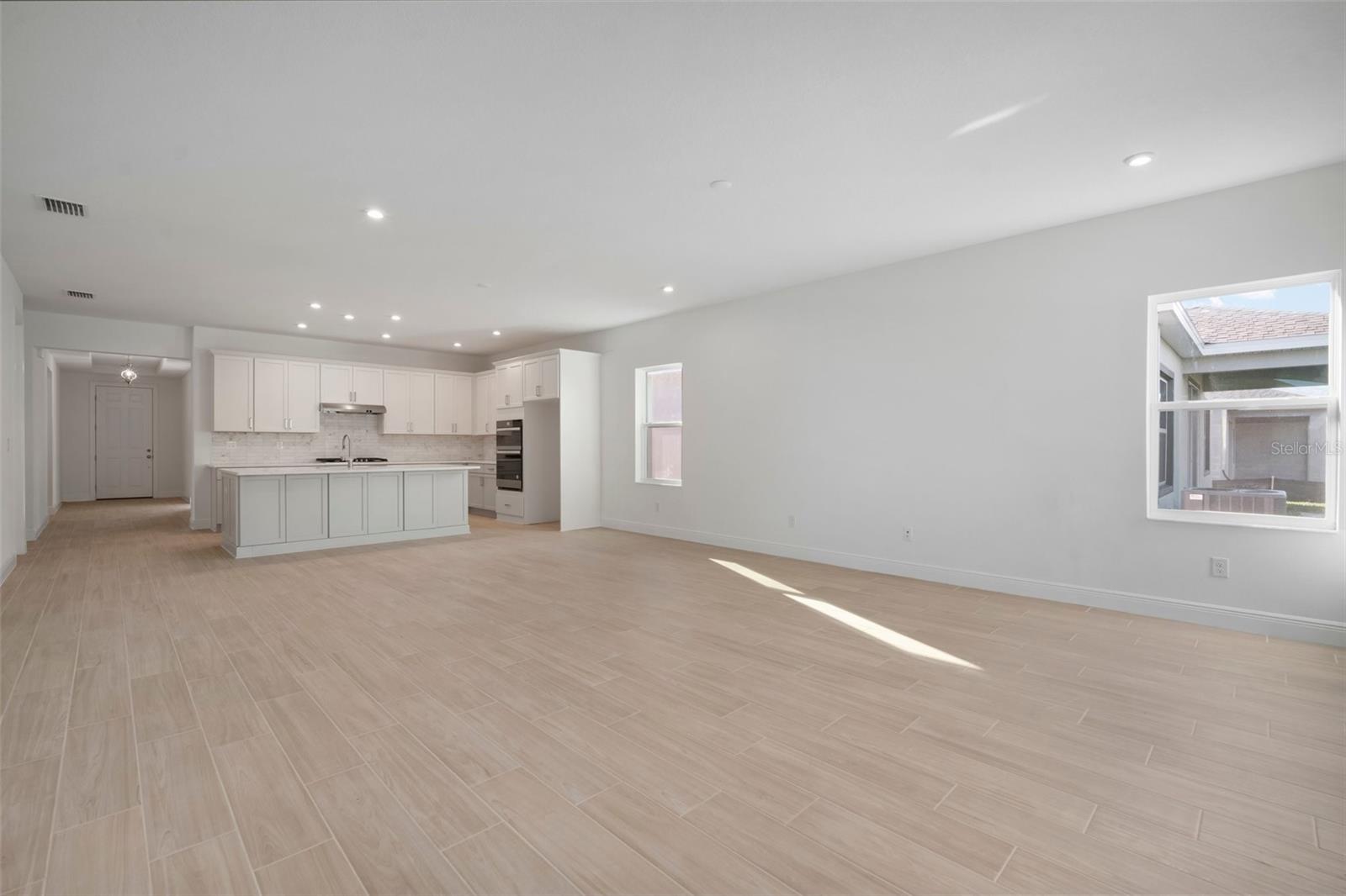 6216 BROAD FIELD AVE, APOLLO BEACH, FL, 33572
