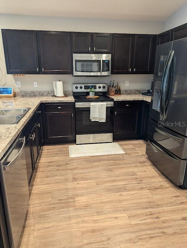 1034 RIVERSHORE AVE, LAKELAND, FL, 33809