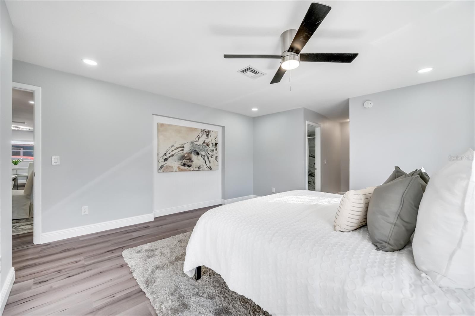 1811 FOREST DR, OLDSMAR, FL, 34677
