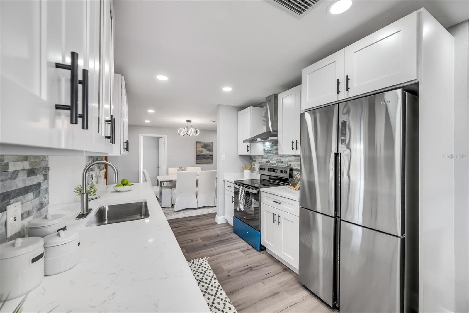 1811 FOREST DR, OLDSMAR, FL, 34677