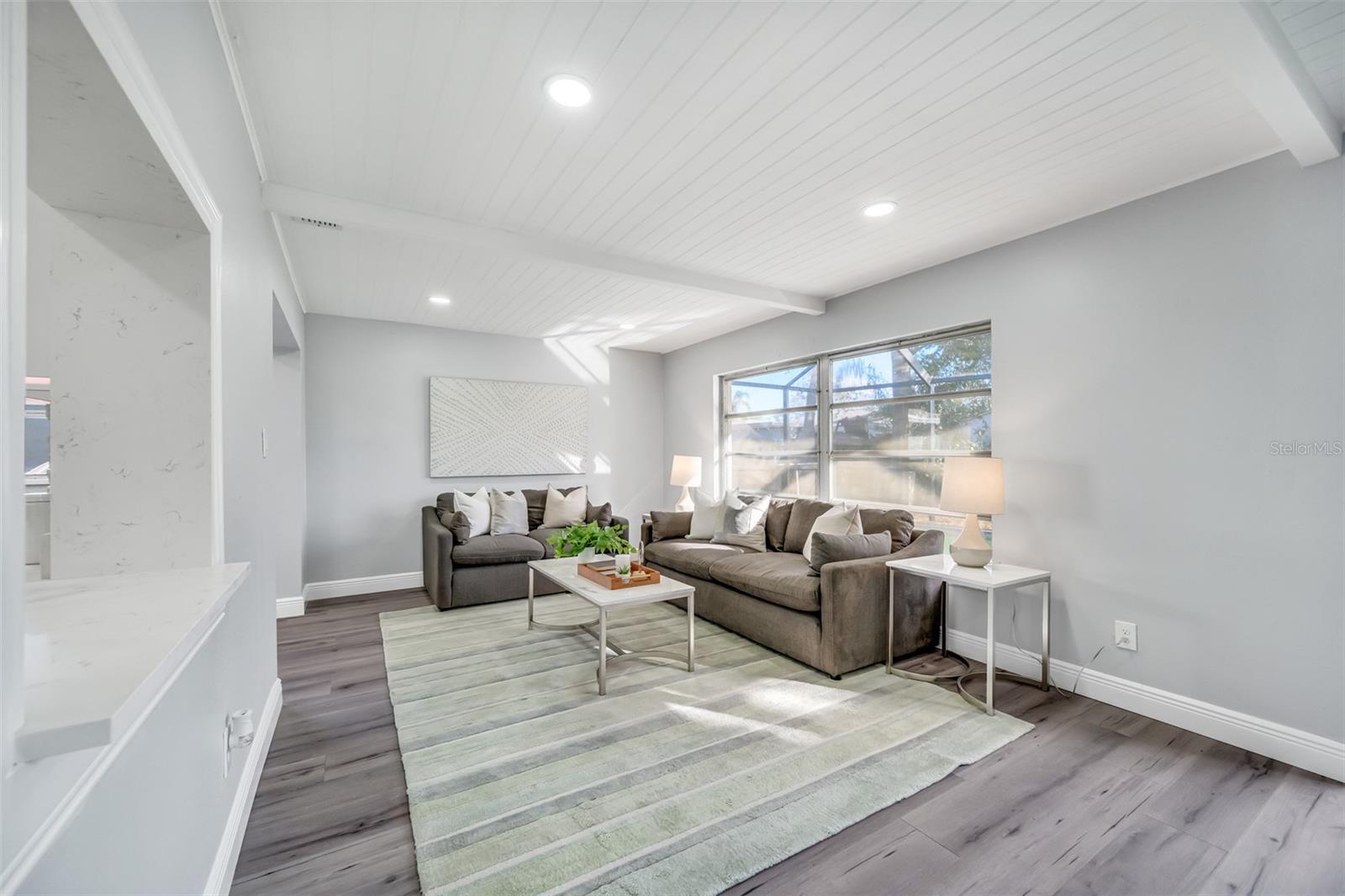 1811 FOREST DR, OLDSMAR, FL, 34677