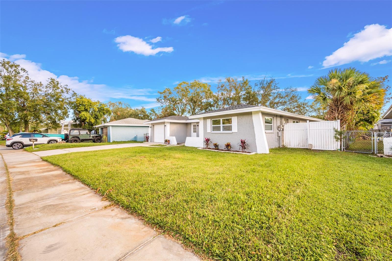 1811 FOREST DR, OLDSMAR, FL, 34677