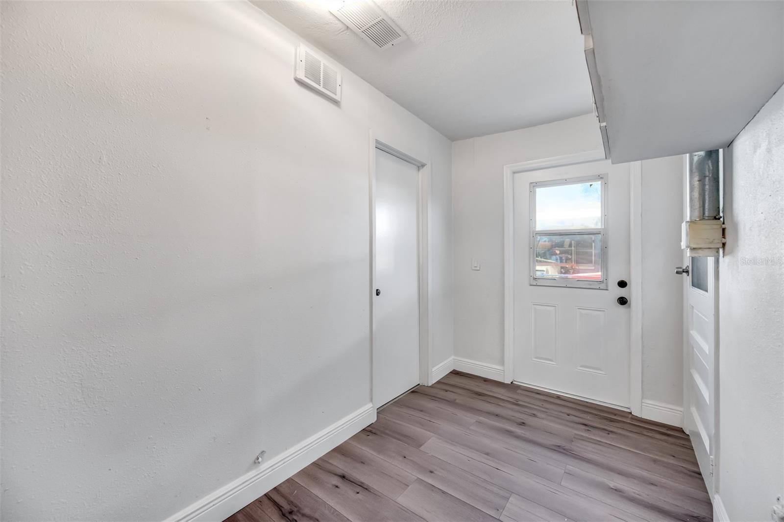 1811 FOREST DR, OLDSMAR, FL, 34677