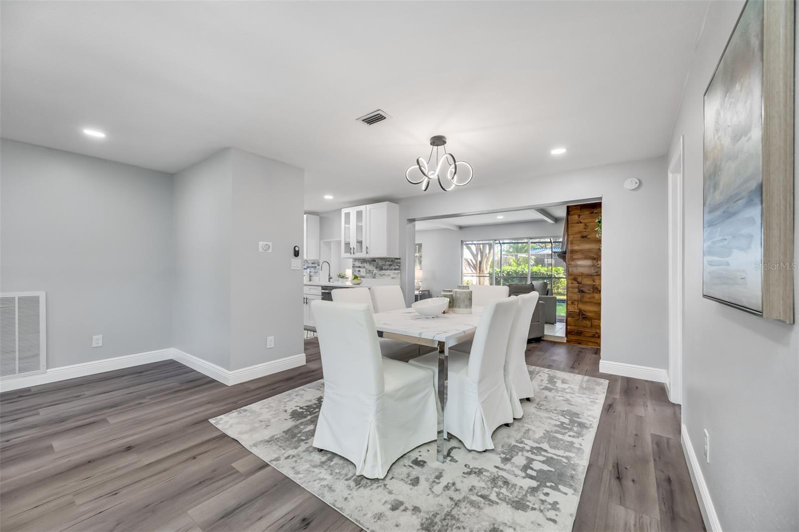 1811 FOREST DR, OLDSMAR, FL, 34677