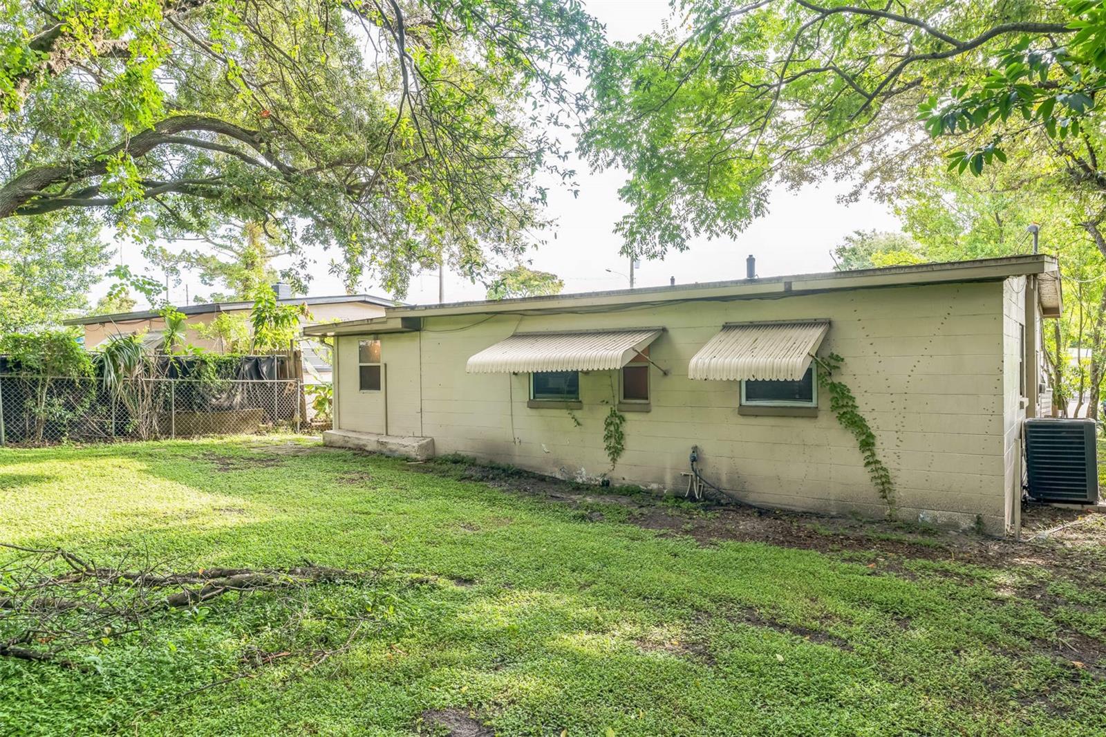814 FERNDELL RD, ORLANDO, FL, 32808