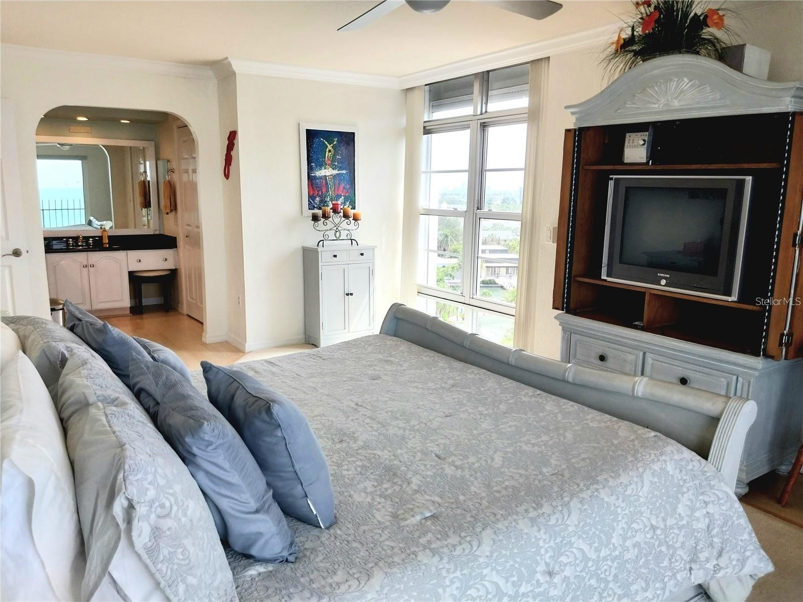 1 BEN FRANKLIN DR #93, SARASOTA, FL, 34236