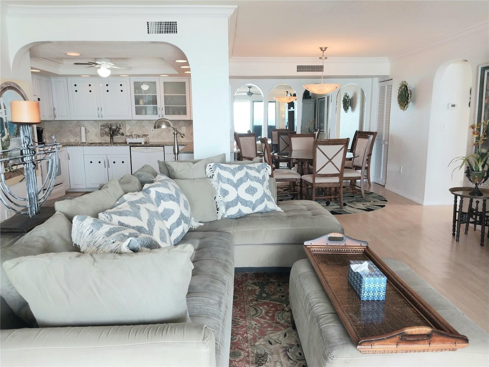 1 BEN FRANKLIN DR #93, SARASOTA, FL, 34236