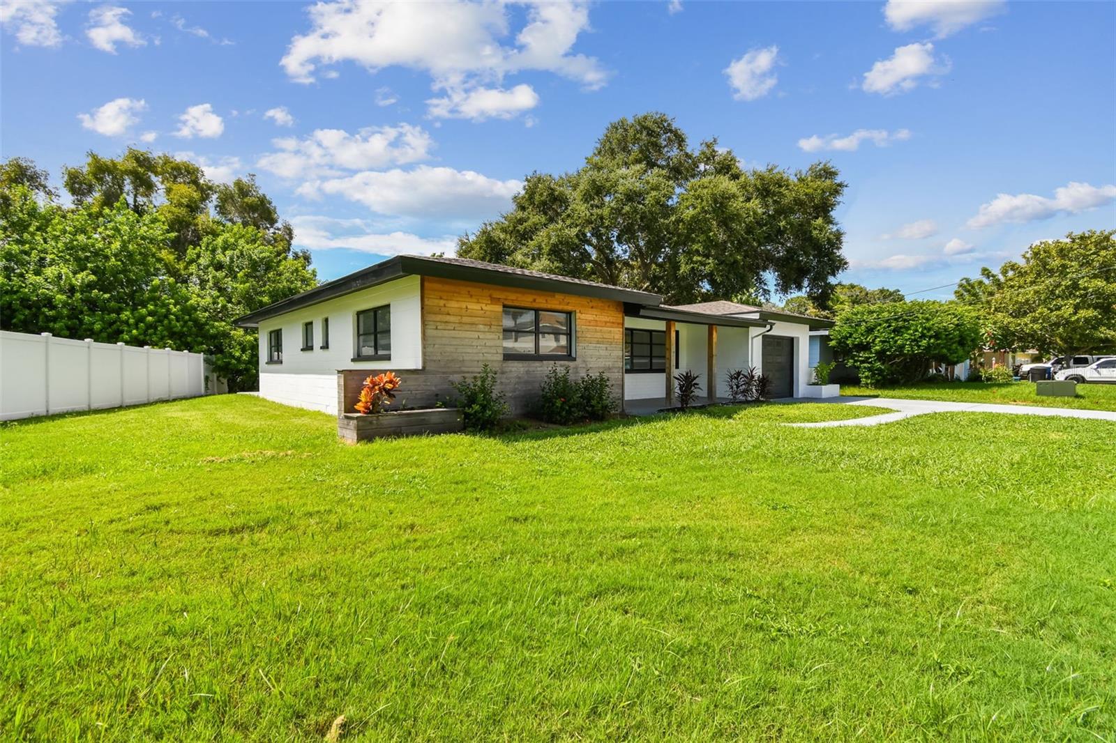 1116 58TH AVE S, ST PETERSBURG, FL, 33705
