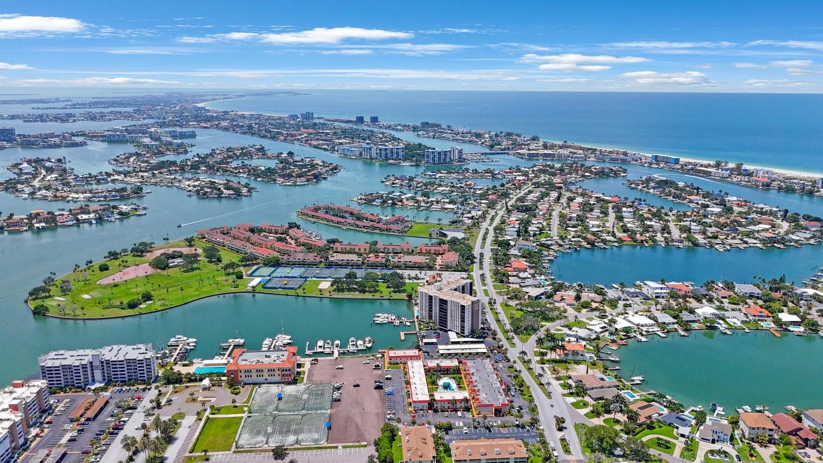 10369 PARADISE BLVD #58, TREASURE ISLAND, FL, 33706