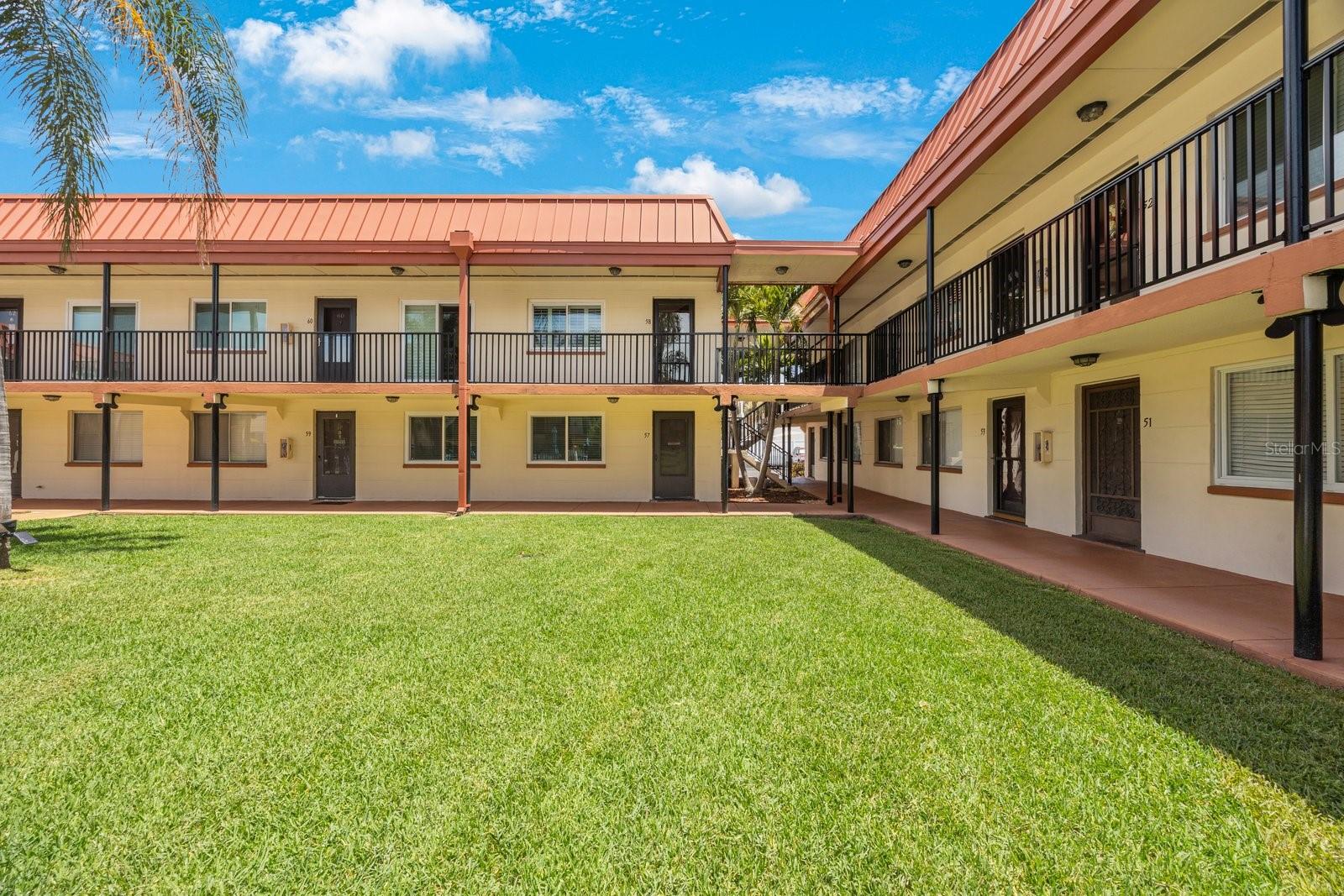 10369 PARADISE BLVD #58, TREASURE ISLAND, FL, 33706