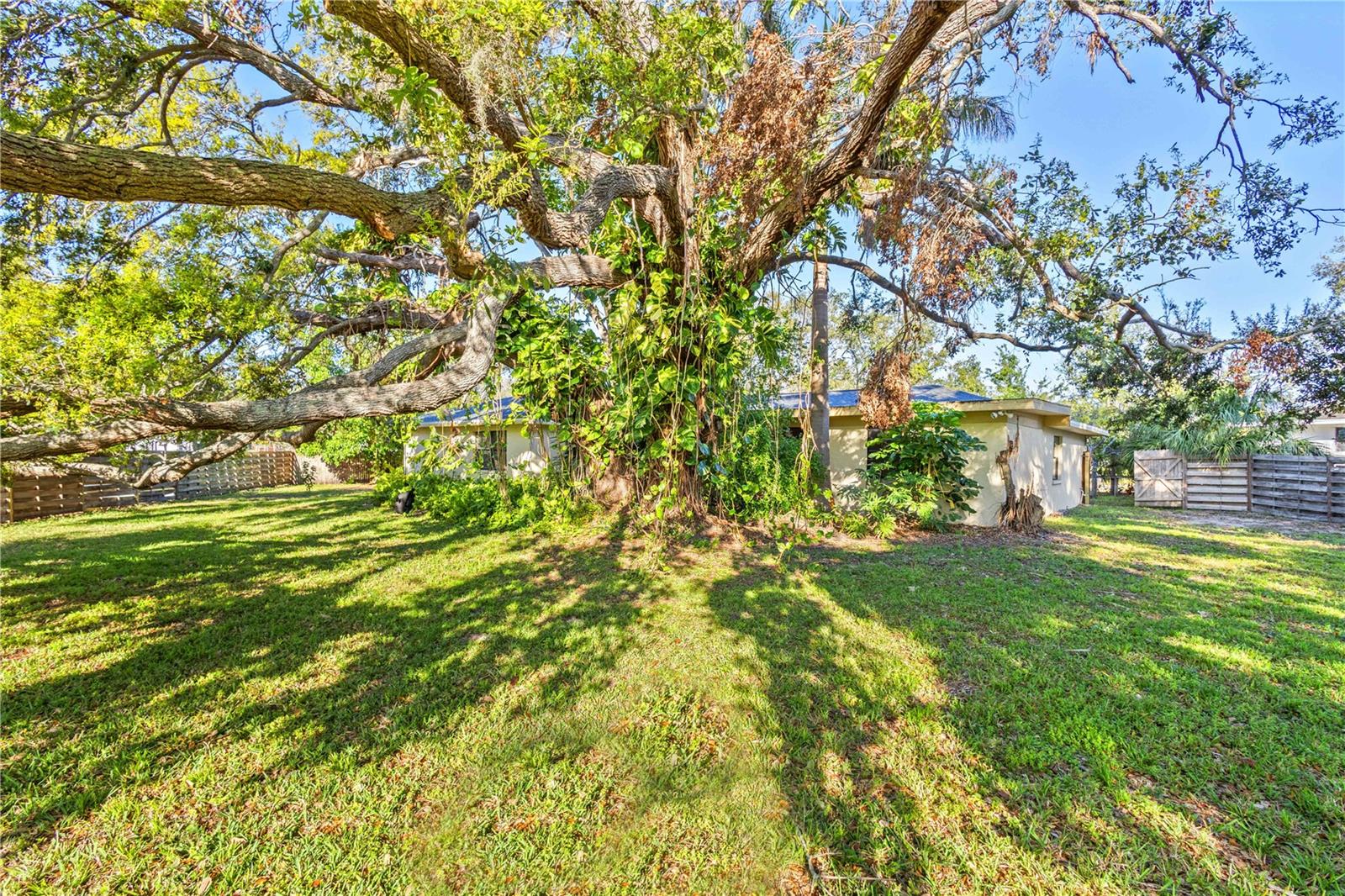 7607 9TH AVENUE DR NW, BRADENTON, FL, 34209