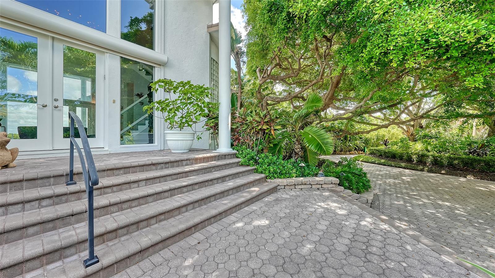 495 MCKINLEY DR, SARASOTA, FL, 34236