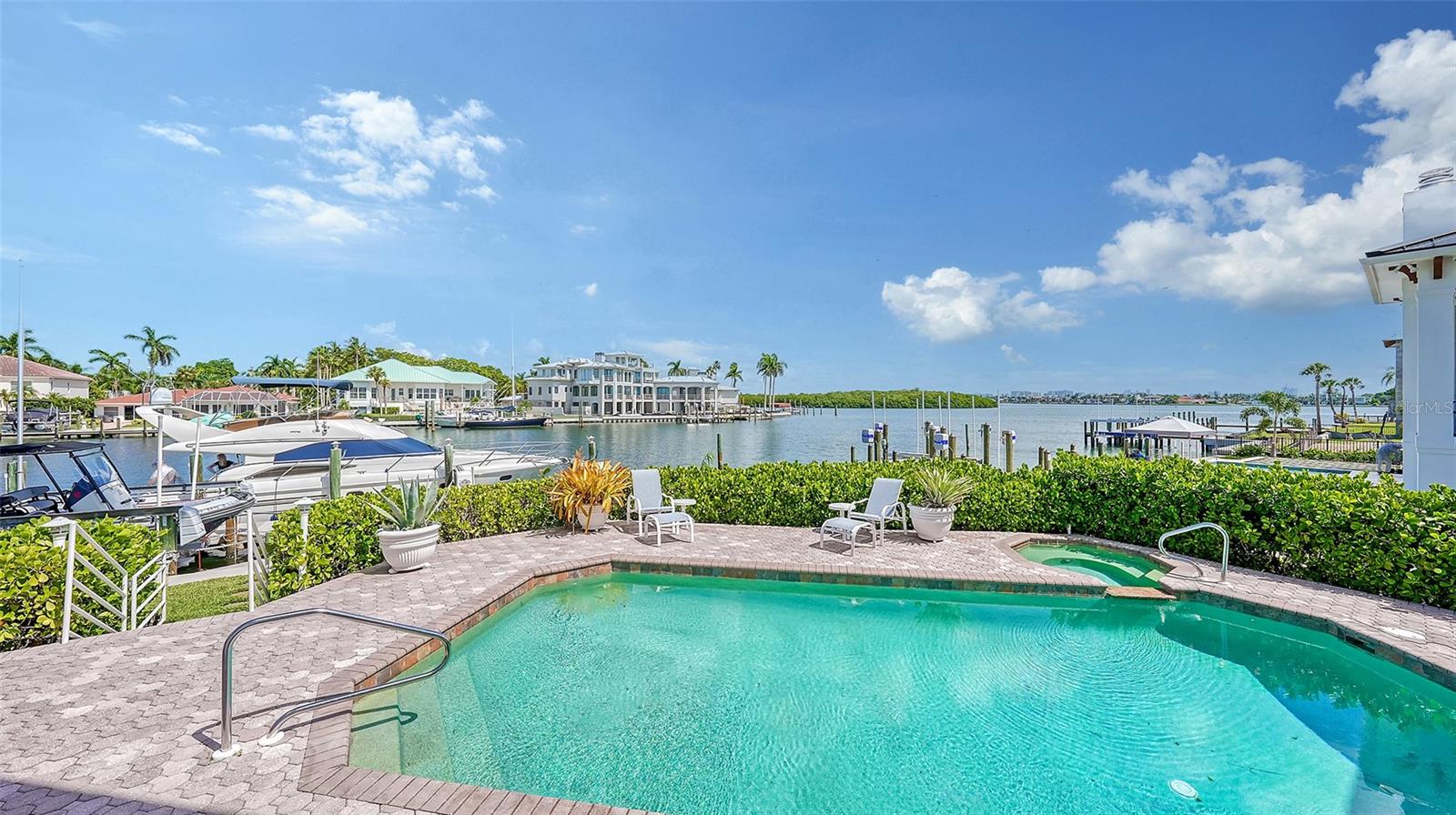 495 MCKINLEY DR, SARASOTA, FL, 34236