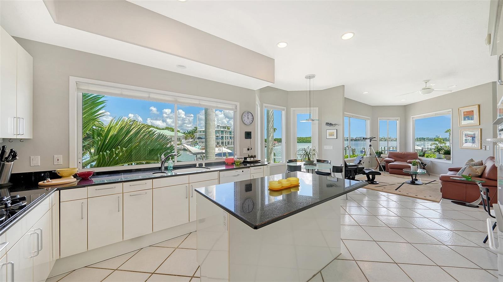 495 MCKINLEY DR, SARASOTA, FL, 34236