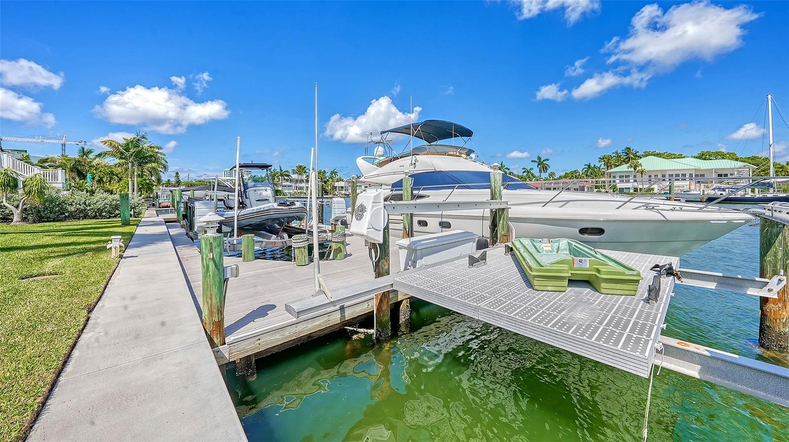 495 MCKINLEY DR, SARASOTA, FL, 34236