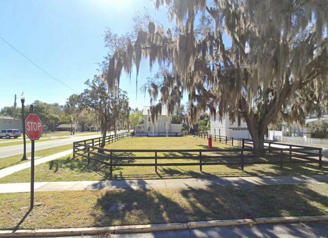 702 AVENUE A SW, WINTER HAVEN, FL, 33880