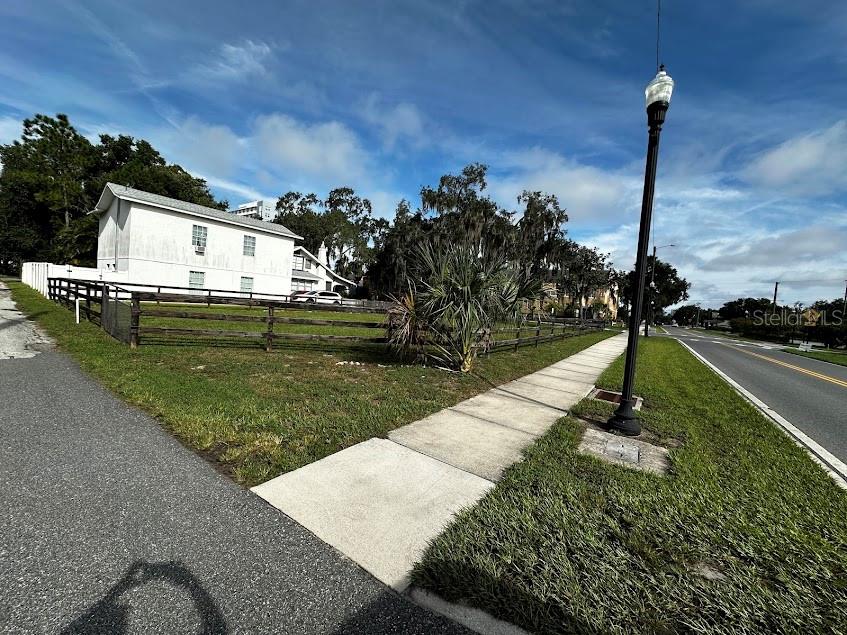 702 AVENUE A SW, WINTER HAVEN, FL, 33880