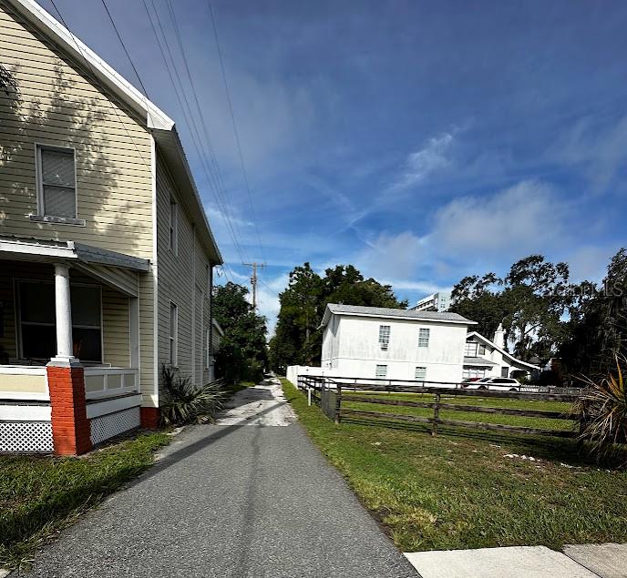 702 AVENUE A SW, WINTER HAVEN, FL, 33880