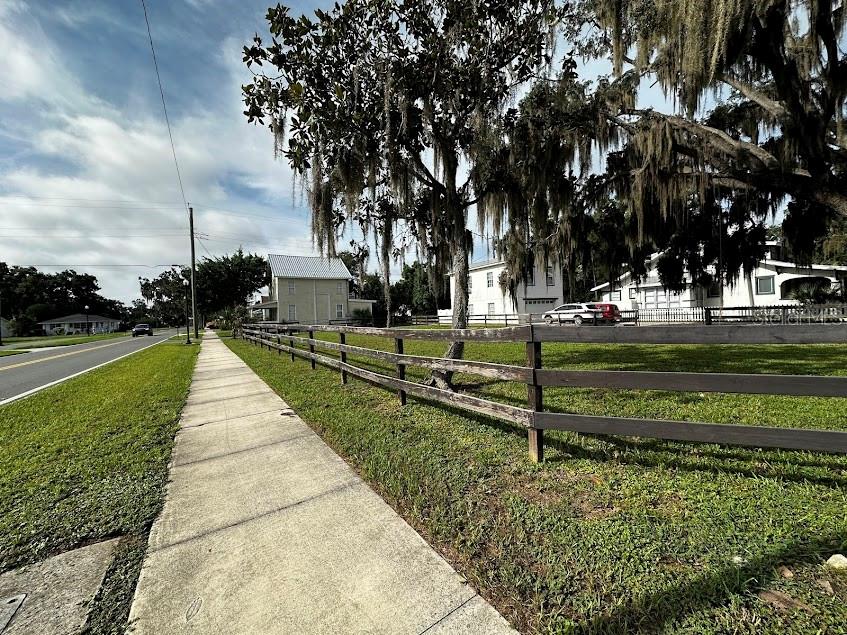 702 AVENUE A SW, WINTER HAVEN, FL, 33880