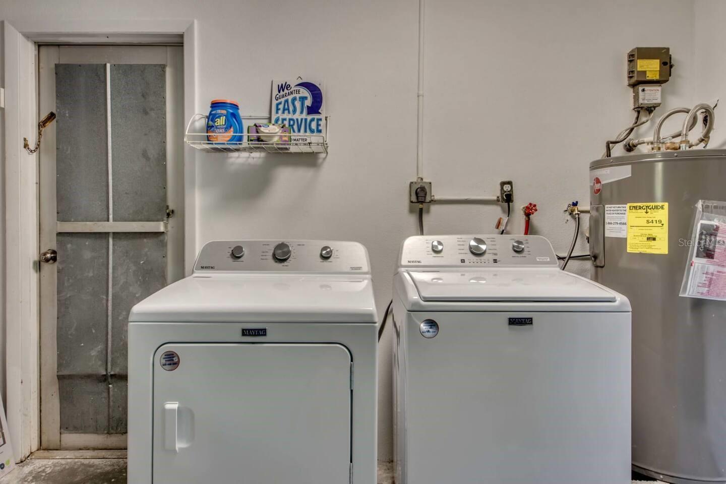 126 BROOKS RD, NORTH FORT MYERS, FL, 33917