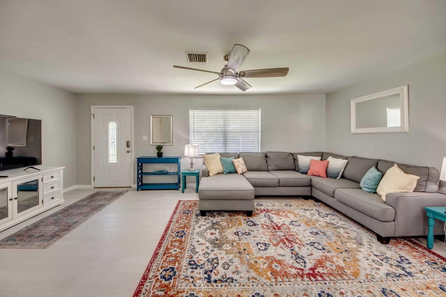 126 BROOKS RD, NORTH FORT MYERS, FL, 33917