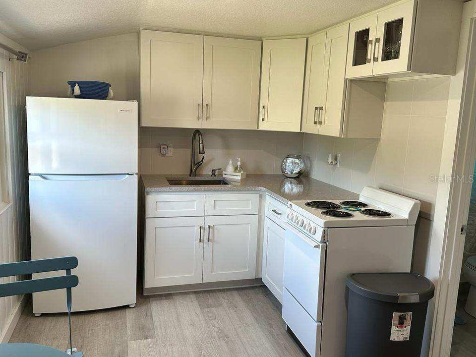 303 48TH ST W, BRADENTON, FL, 34209