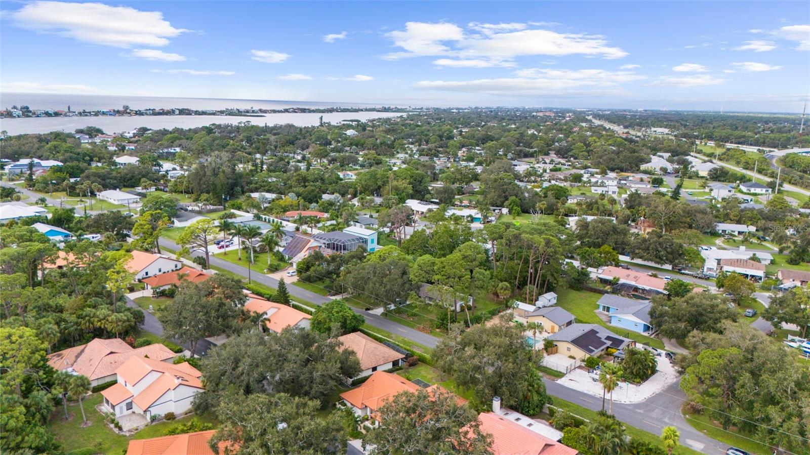 252 LAUREL HOLLOW DR #26, NOKOMIS, FL, 34275