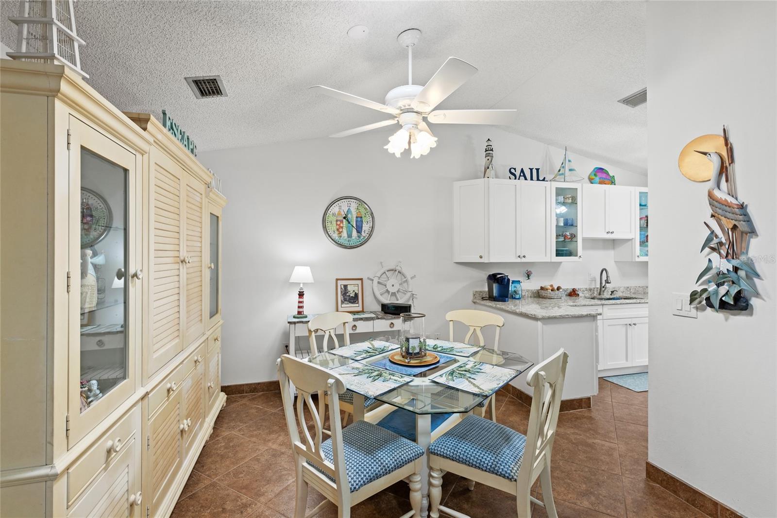 2681 E WASHINGTON AVE #15, EUSTIS, FL, 32726