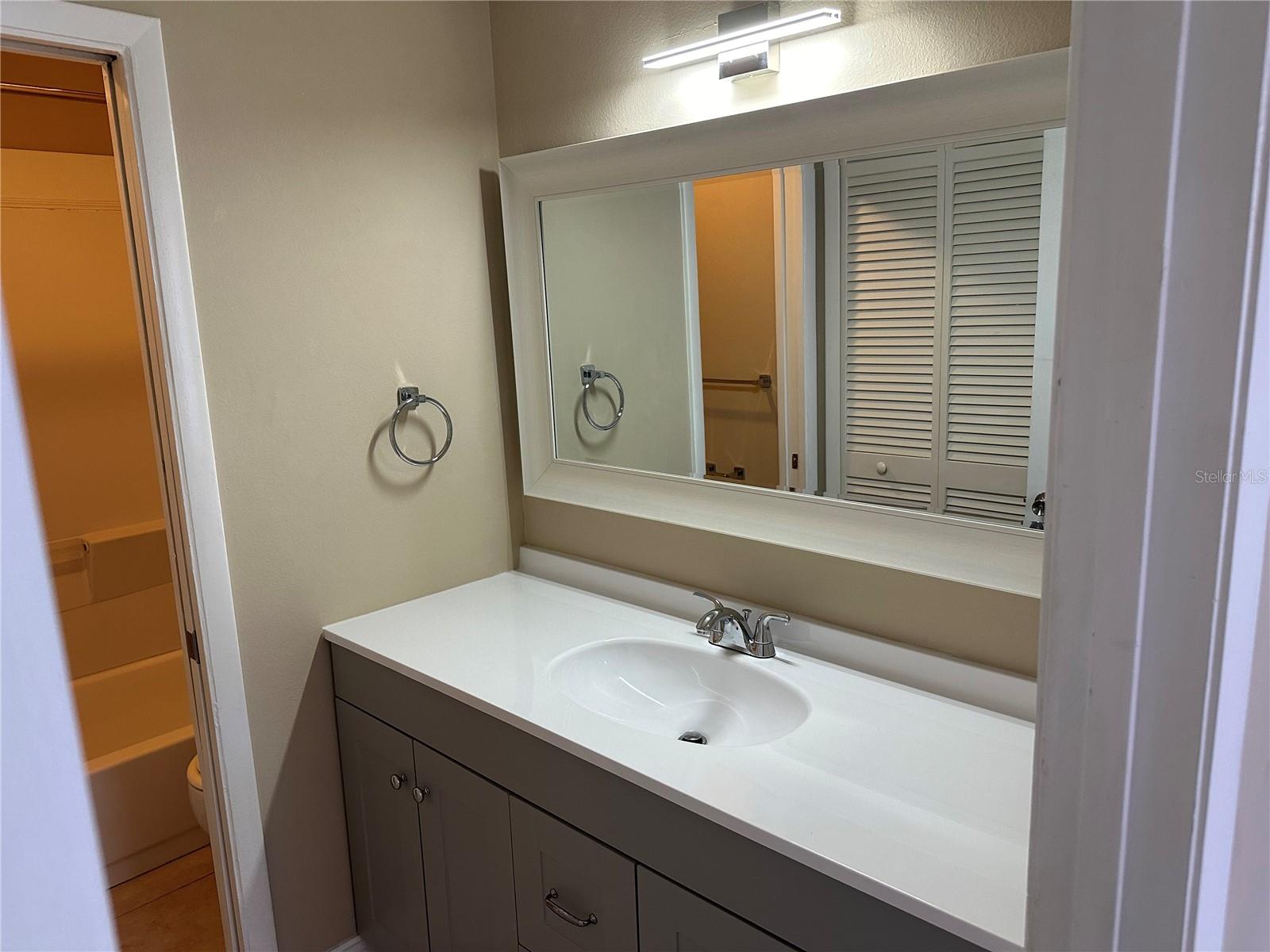 140 DOUGLAS RD W #D, OLDSMAR, FL, 34677