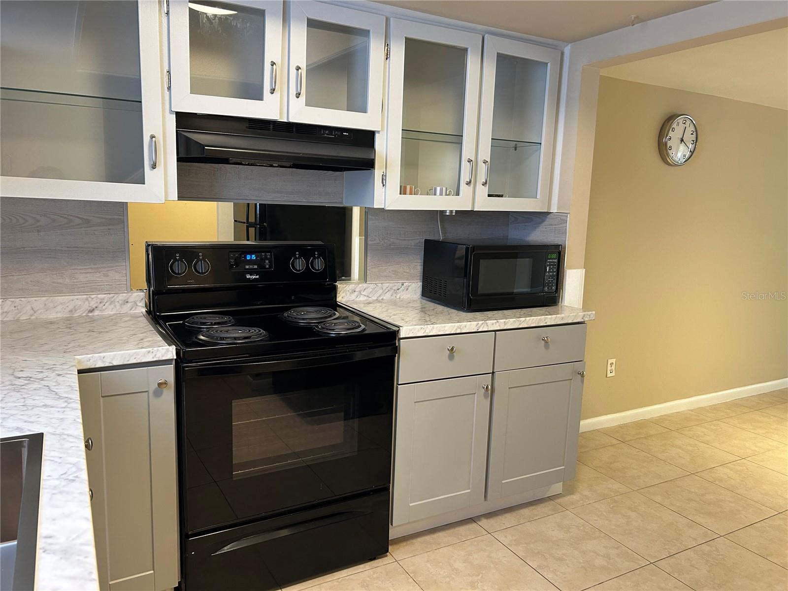 140 DOUGLAS RD W #D, OLDSMAR, FL, 34677