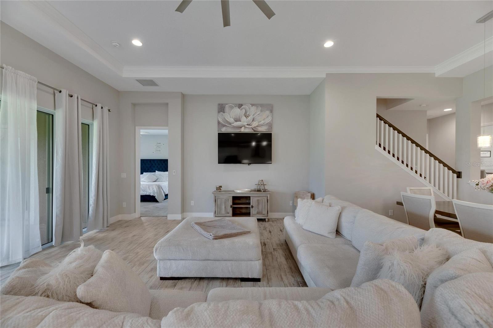 5608 MADRIGAL WAY, APOLLO BEACH, FL, 33572