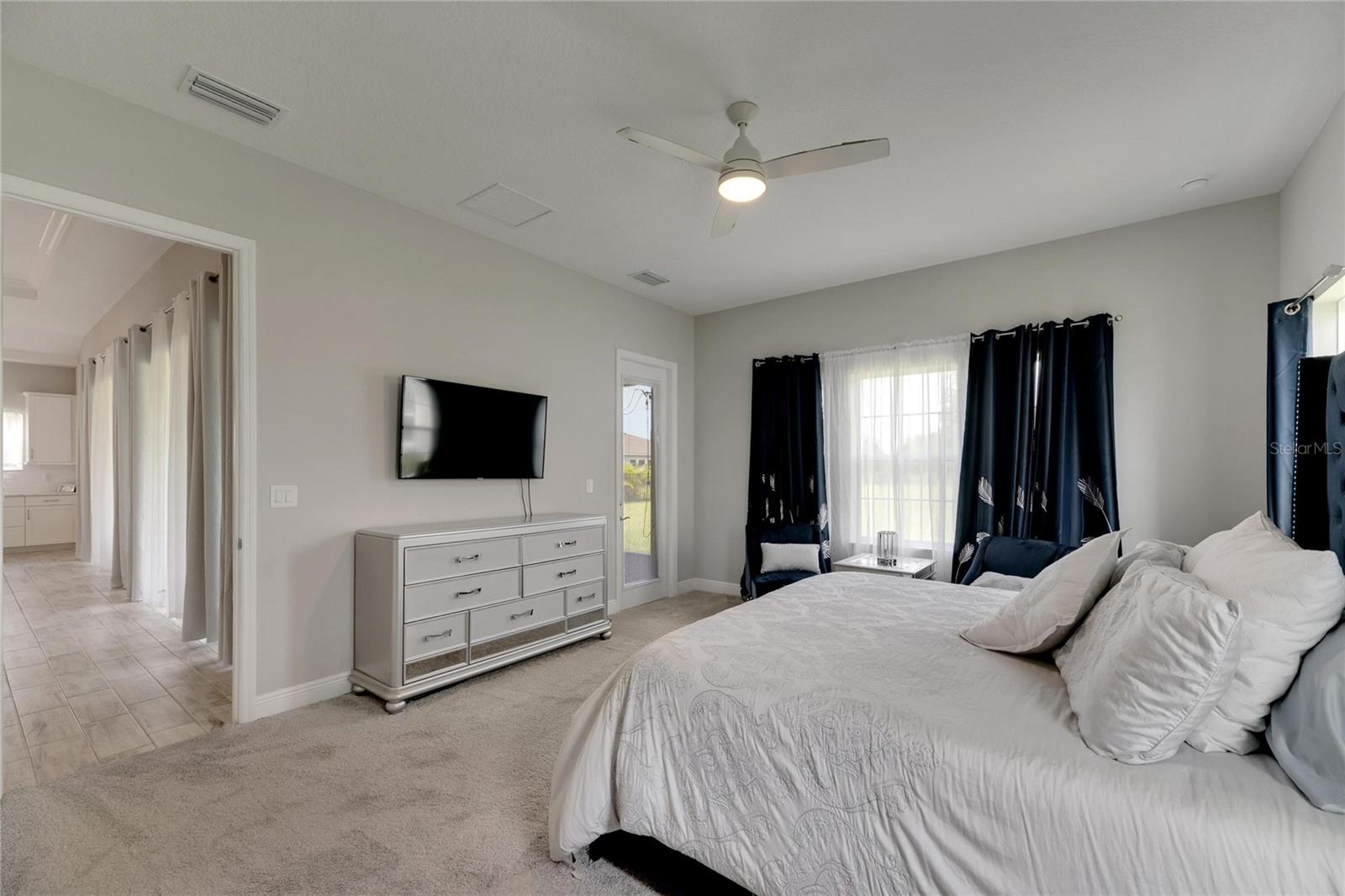 5608 MADRIGAL WAY, APOLLO BEACH, FL, 33572