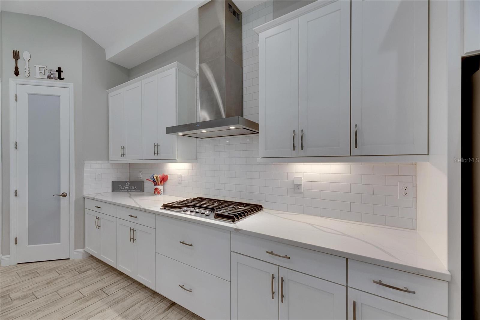 5608 MADRIGAL WAY, APOLLO BEACH, FL, 33572