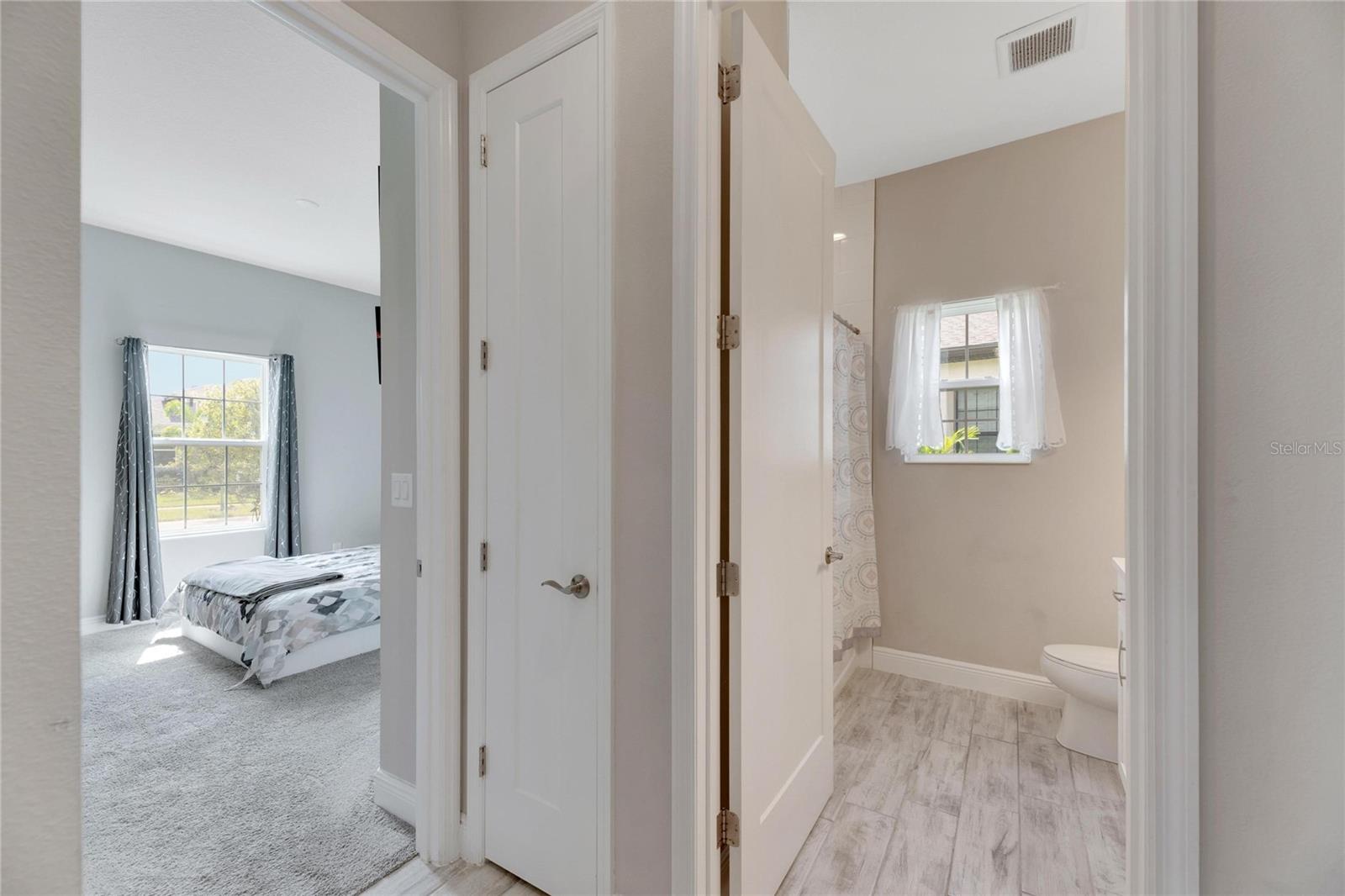 5608 MADRIGAL WAY, APOLLO BEACH, FL, 33572