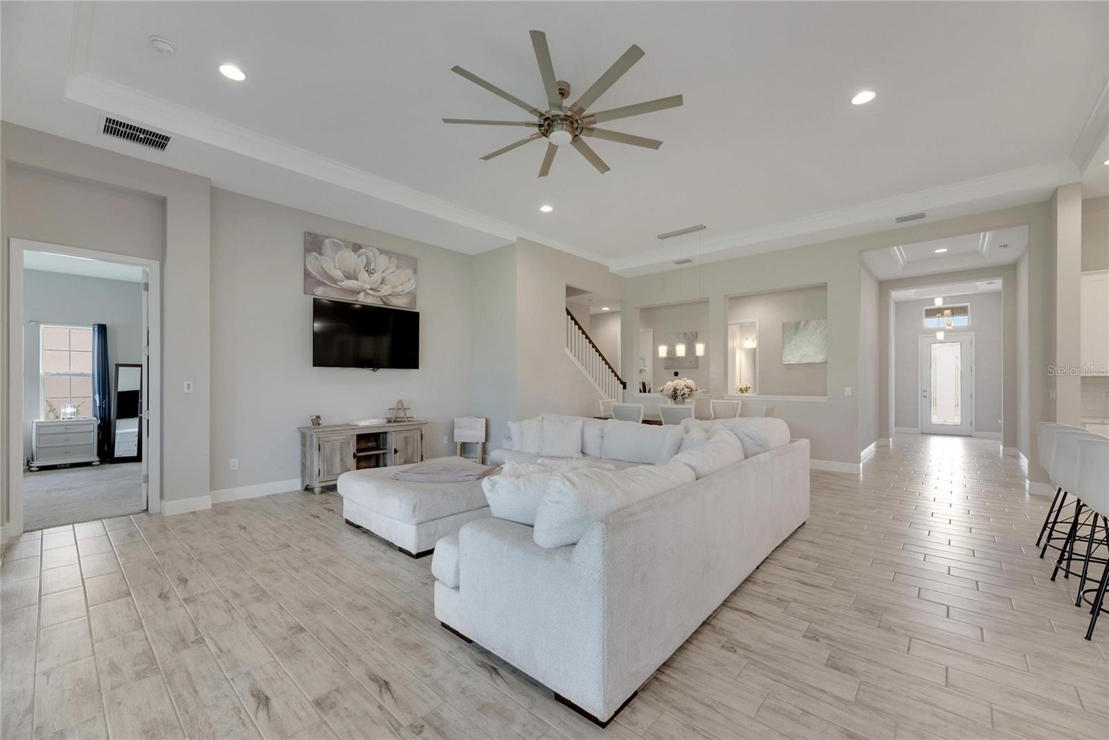 5608 MADRIGAL WAY, APOLLO BEACH, FL, 33572