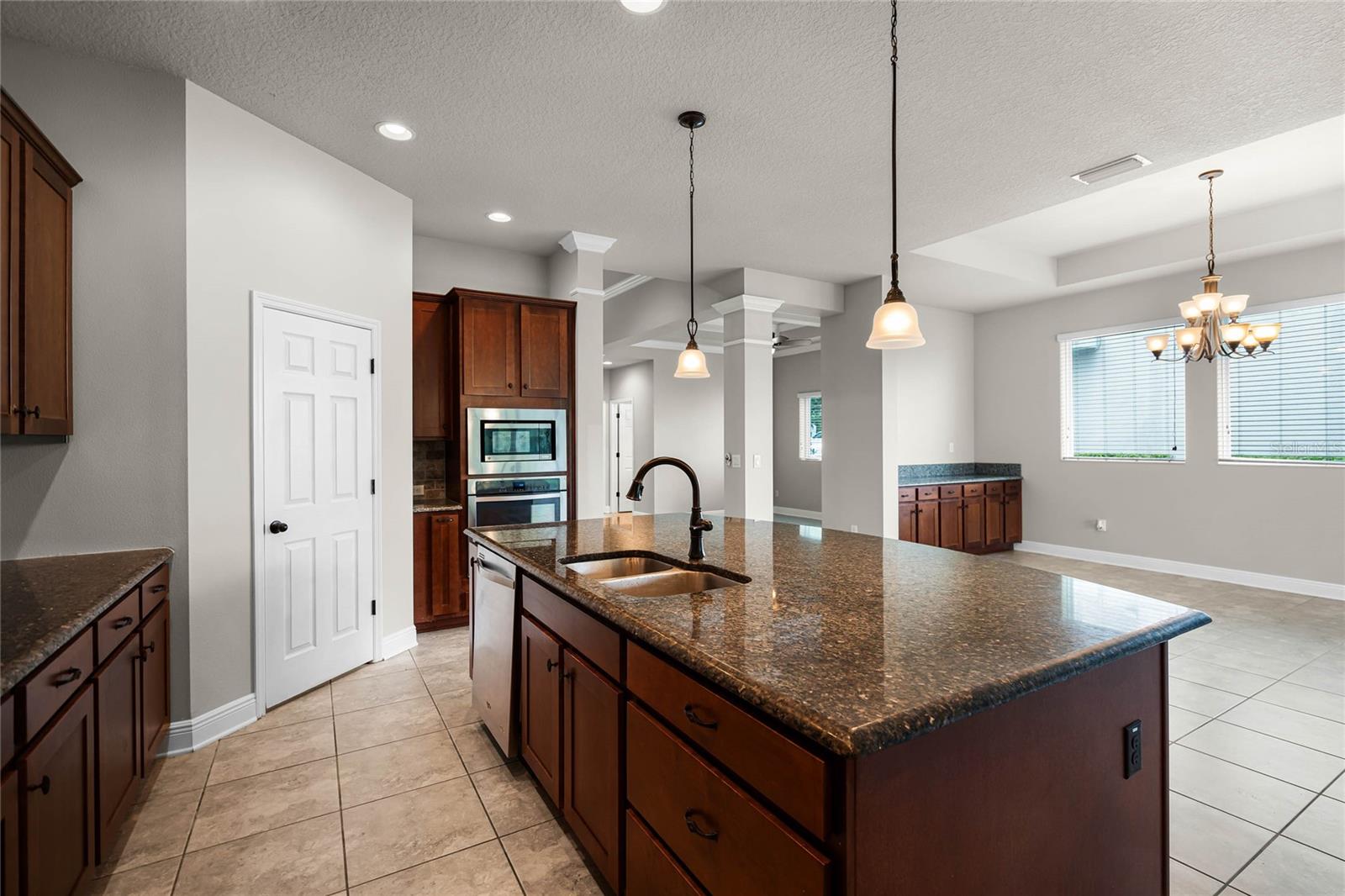 1030 TRACEY ANN LOOP, SEFFNER, FL, 33584