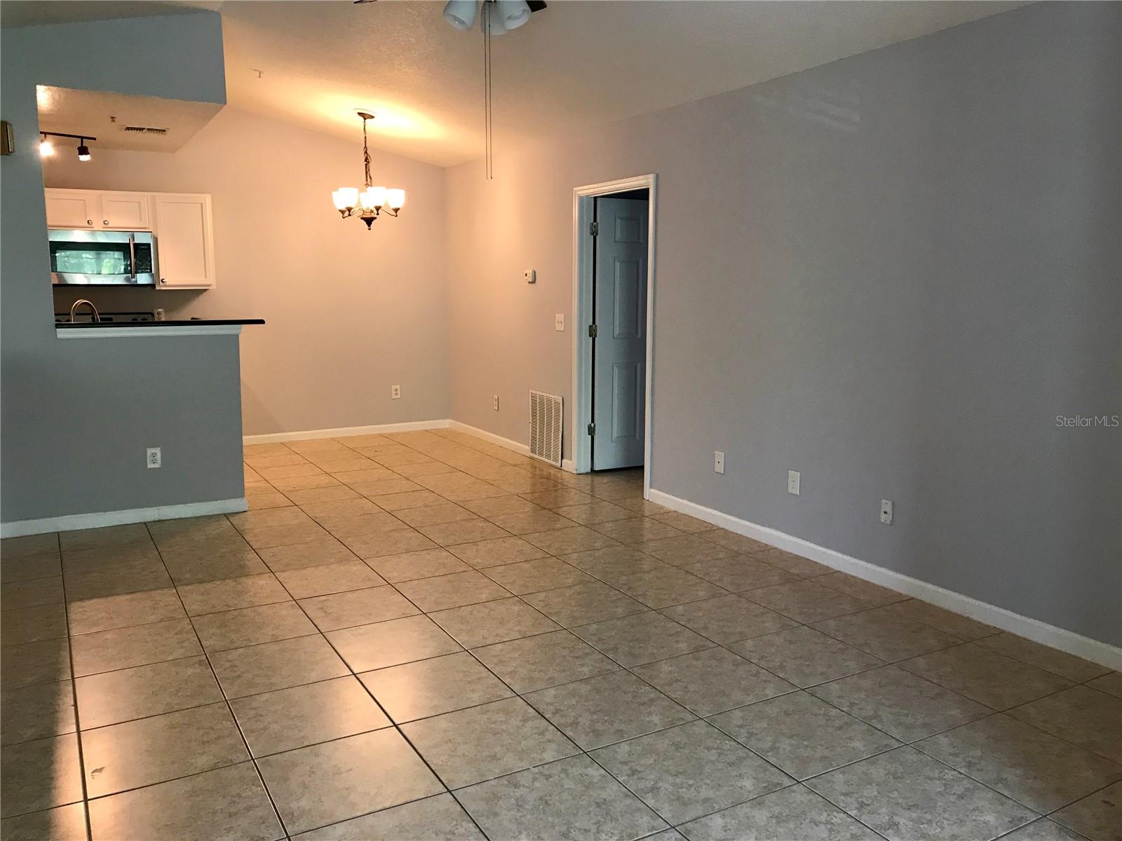 4352 S KIRKMAN RD #1, ORLANDO, FL, 32811