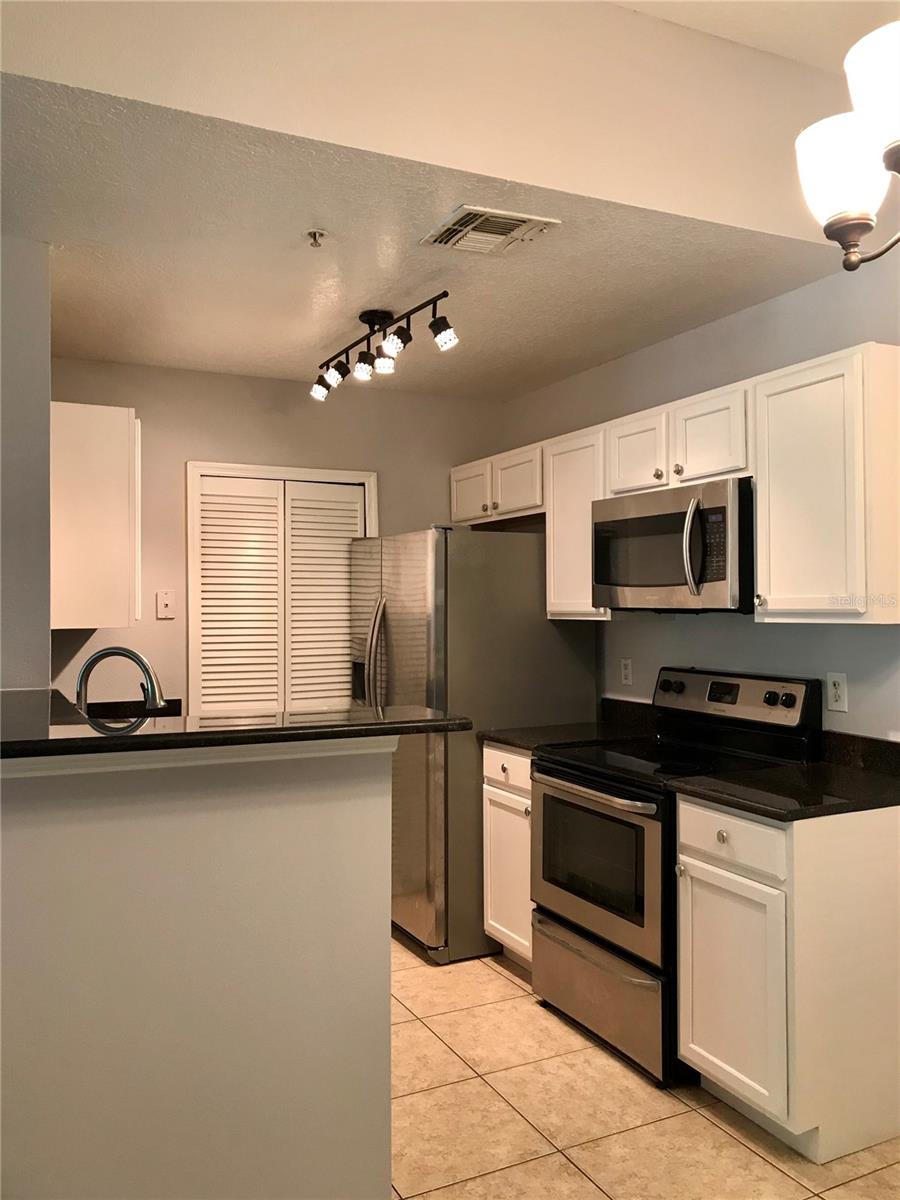 4352 S KIRKMAN RD #1, ORLANDO, FL, 32811