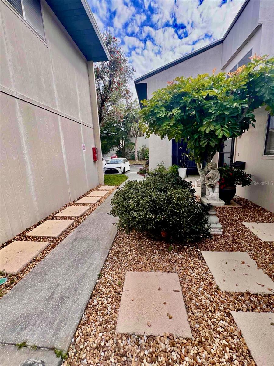 1111 LONGFELLOW RD #1111, SARASOTA, FL, 34243