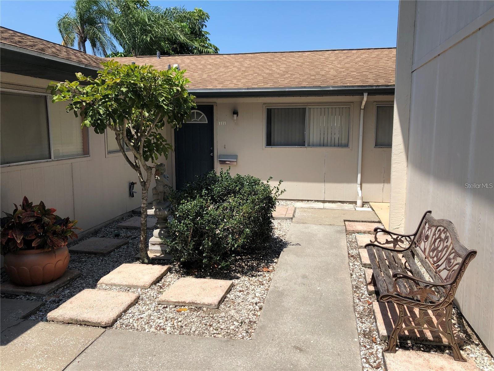 1111 LONGFELLOW RD #1111, SARASOTA, FL, 34243