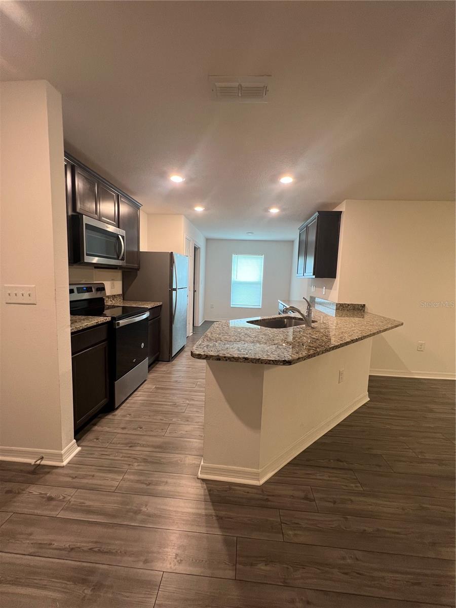 2033 AMBER SWEET CIR, DUNDEE, FL, 33838