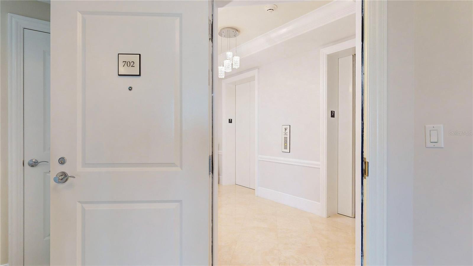 450 KNIGHTS RUN AVE #702, TAMPA, FL, 33602
